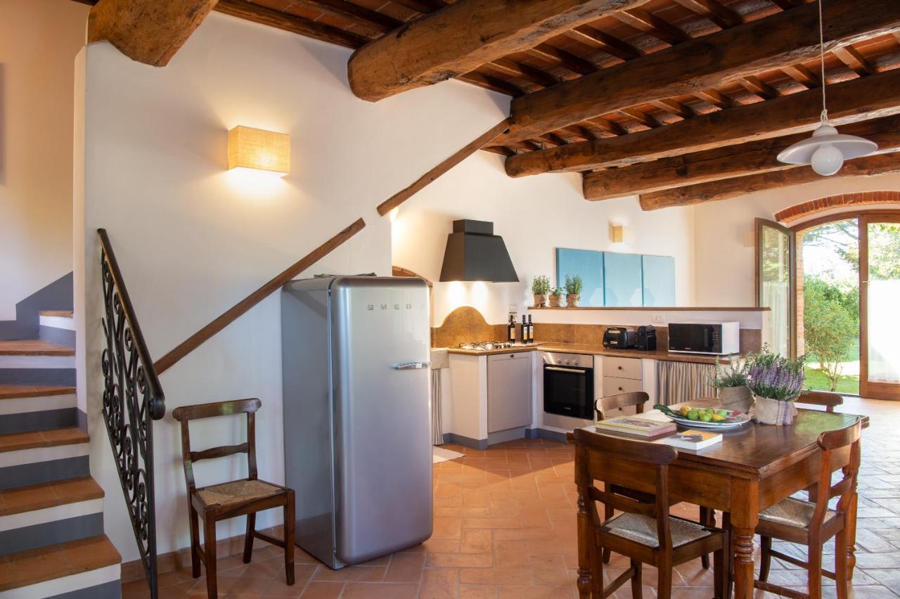 La Fattoria Del Rio Di Sopra - Agriturismo Baldeschi Туоро-суль-Тразимено Экстерьер фото