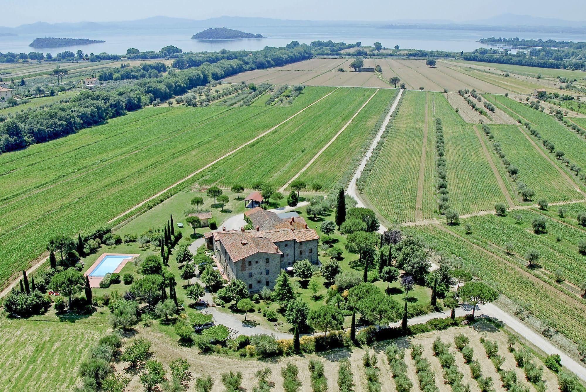 La Fattoria Del Rio Di Sopra - Agriturismo Baldeschi Туоро-суль-Тразимено Экстерьер фото
